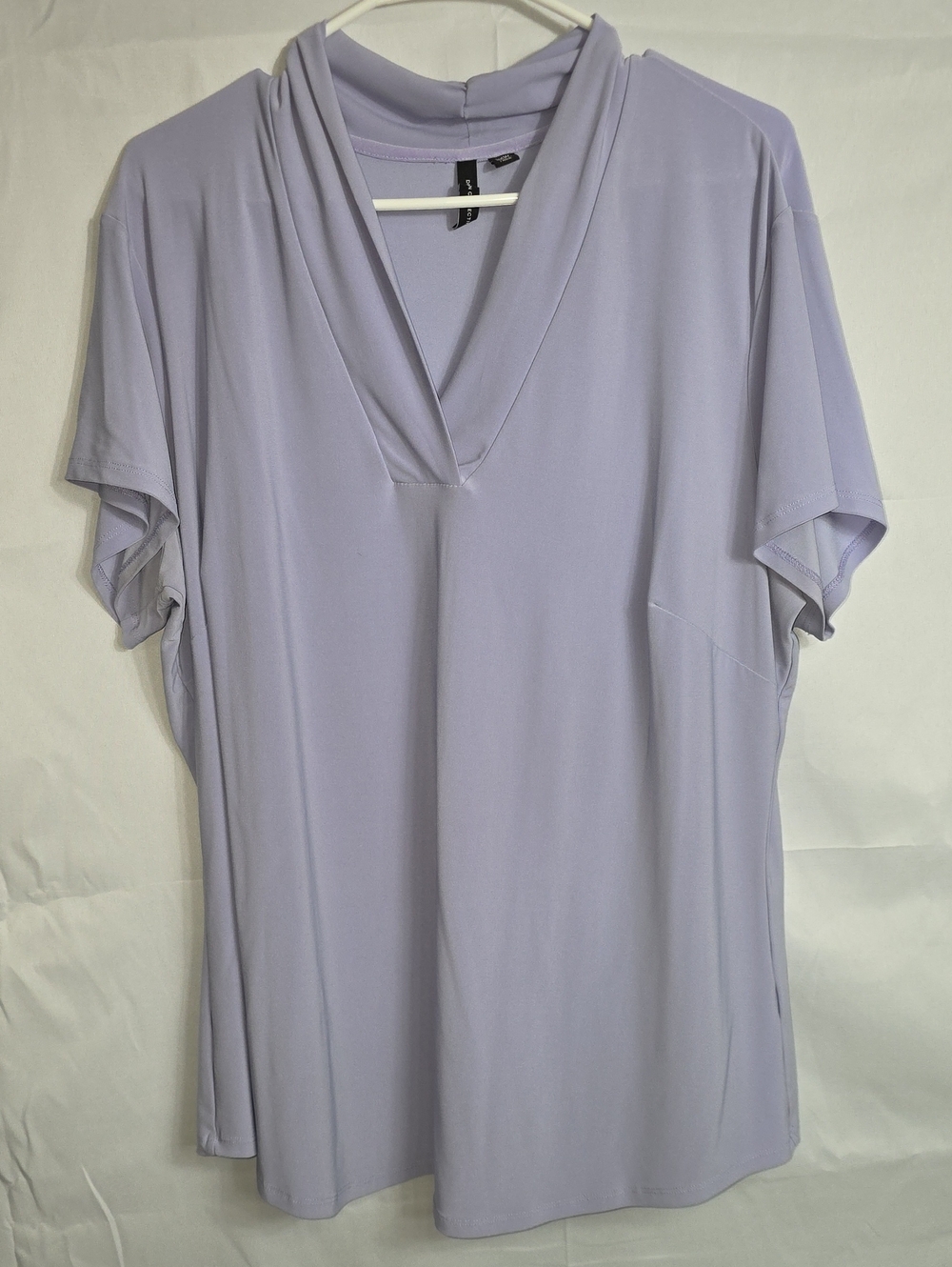 Design Collective Light Purple V-Neck Women's Top Size 2XL (W707)